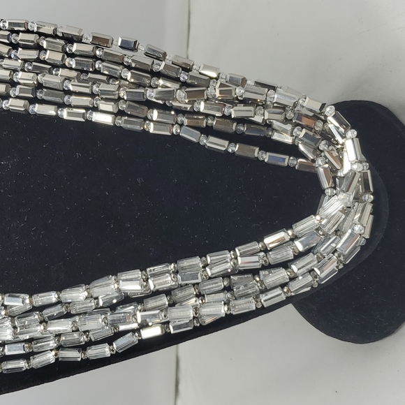 Ali Khan 7 strand silver rectangle shape beads with rhinestone closure - Picture 2 of 6